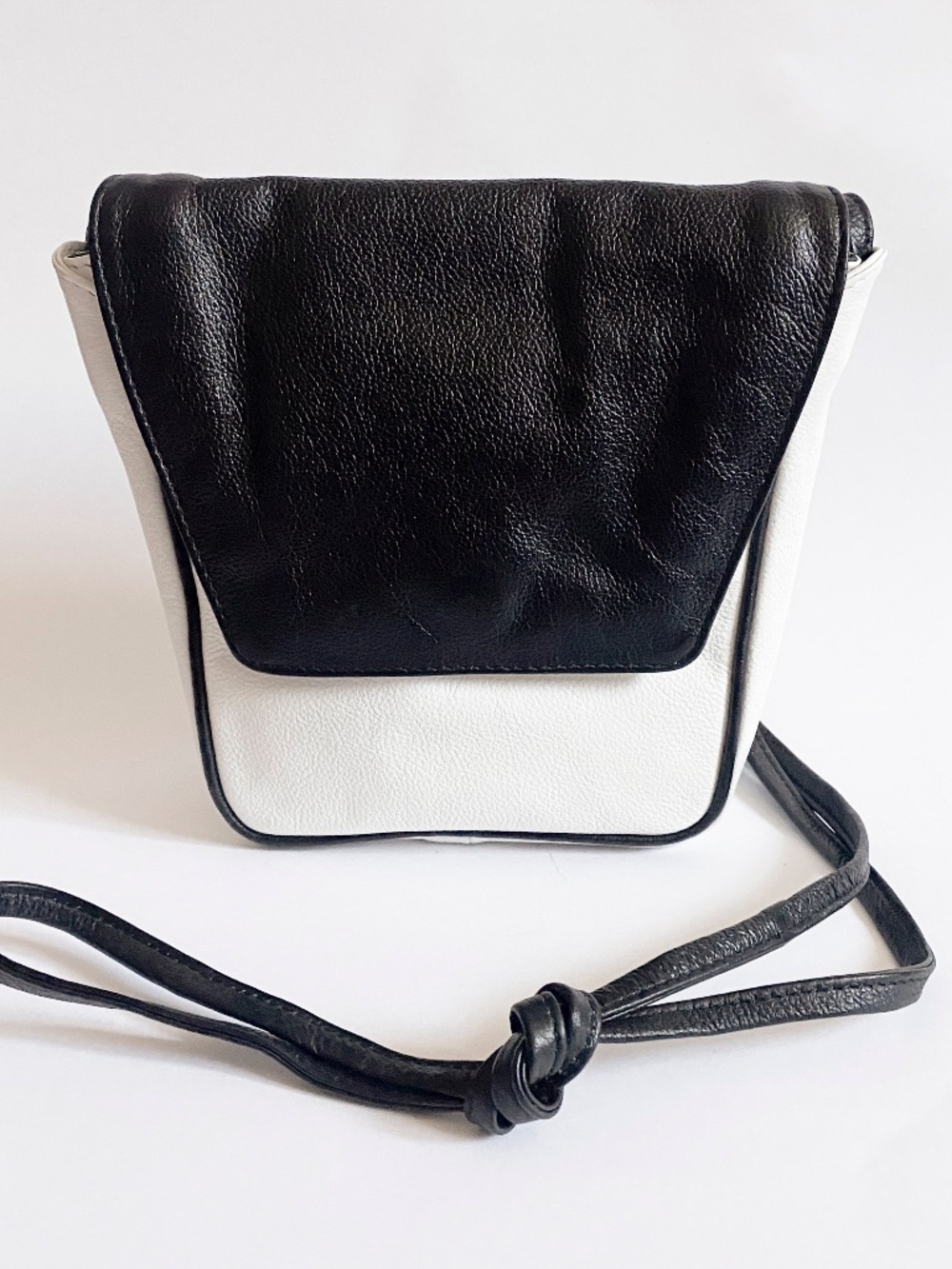 Genuine Leather Crossbody Bag India Black White Pebbled Graphic Mod Shoulder